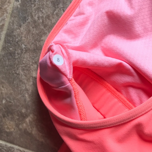 Lululemon Orange Flare Tank size 8 - Picture 5 of 6